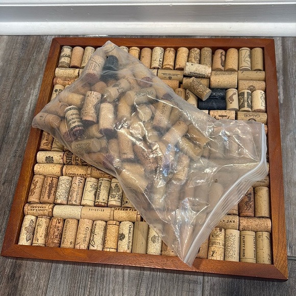 Lot of Wine Corks Real Printed Recycled Art Craft USED \ - Picture 1 of 3